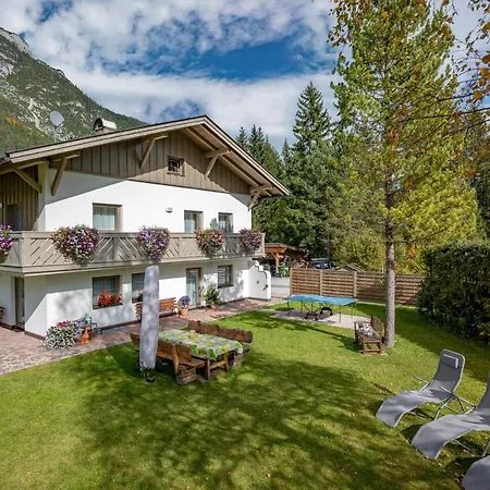 Daire Haus Sonnenweg Leutasch