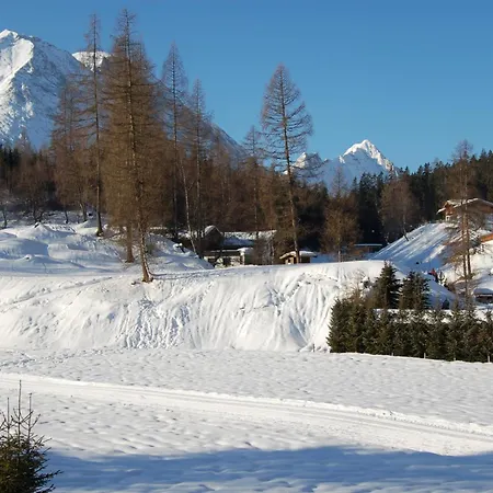 Haus Sonnenweg لوتاش