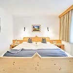 Haus Sonnenweg * Лойташ